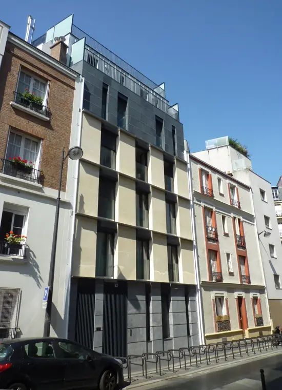 Immeuble de 13 logements rue d'Alleray à Paris 15e, façade pierre et ardoise